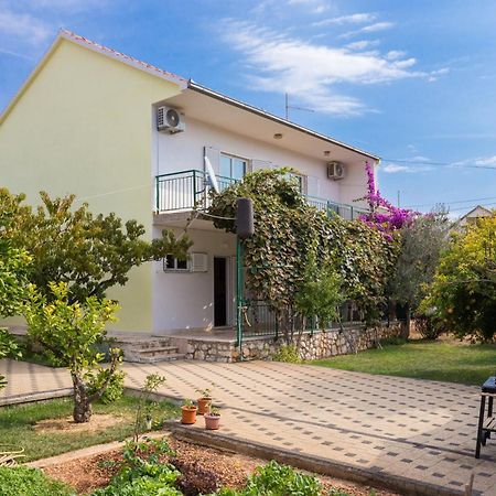 Seaside Holiday House Poljica, Trogir - 5161 มารีนา ภายนอก รูปภาพ