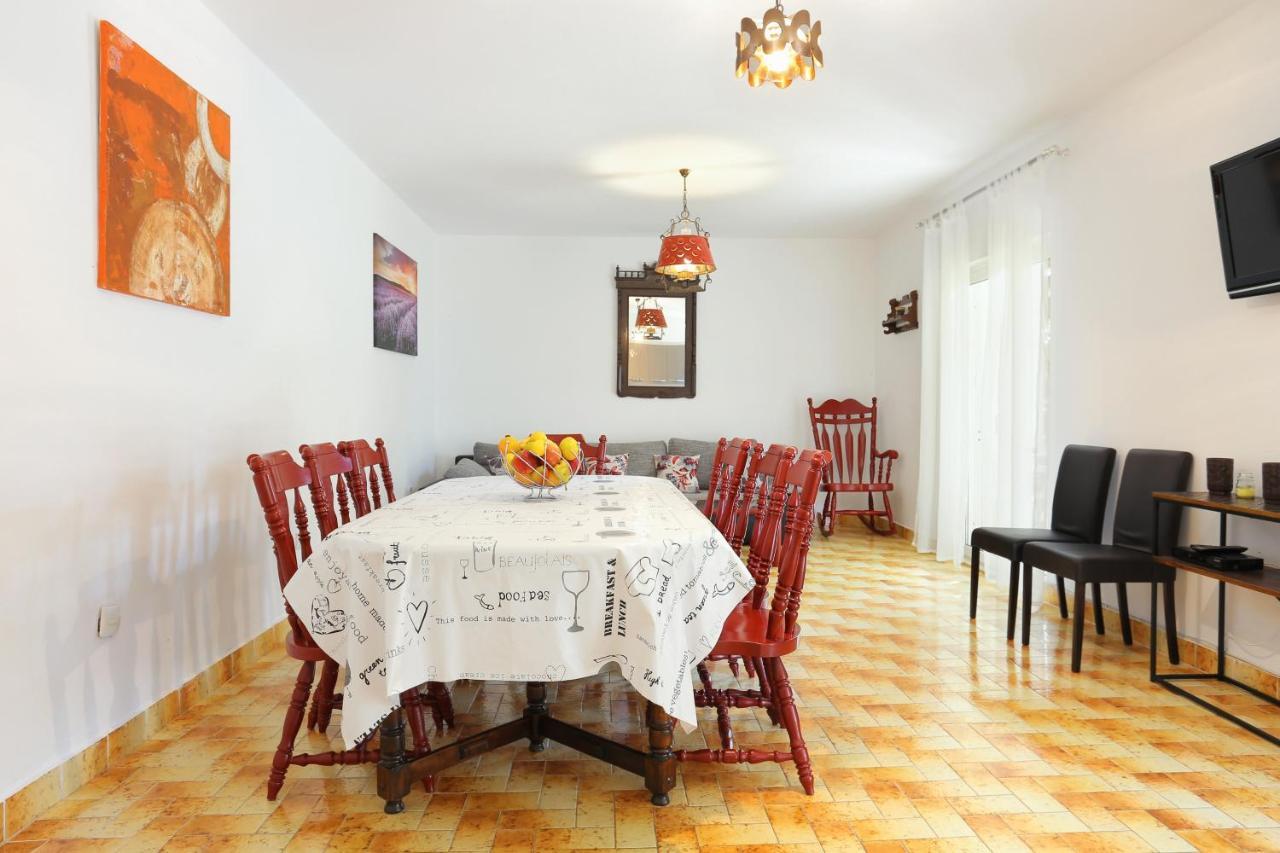 Seaside Holiday House Poljica, Trogir - 5161 มารีนา ภายนอก รูปภาพ