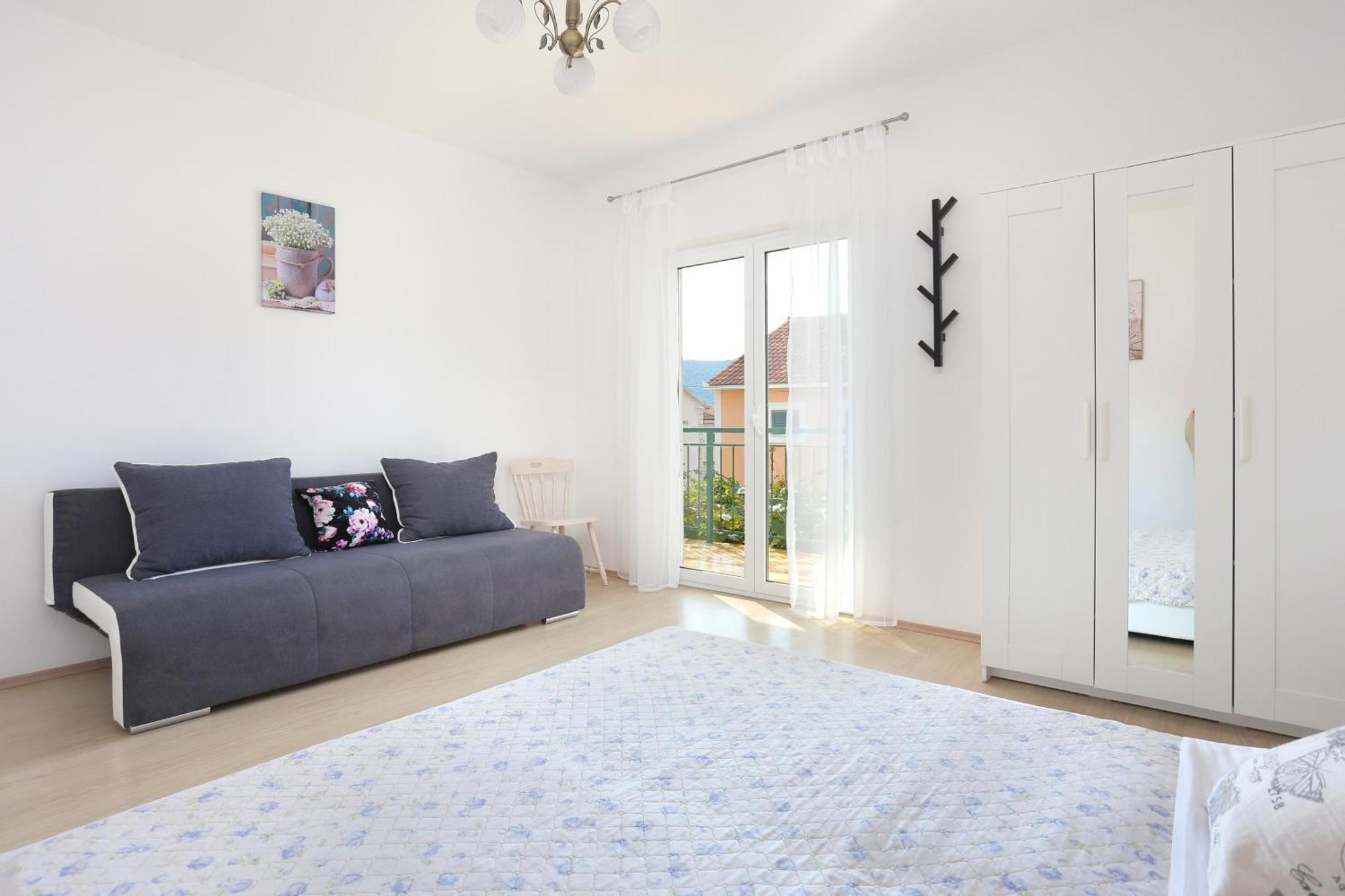 Seaside Holiday House Poljica, Trogir - 5161 มารีนา ห้อง รูปภาพ